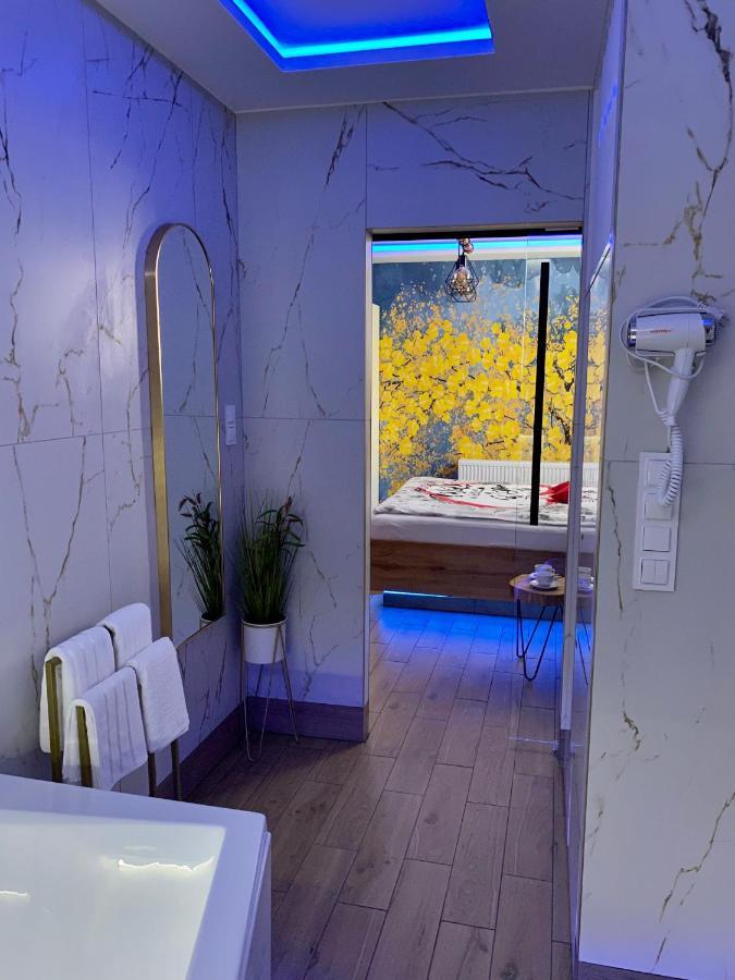 Apartament "Love" Centrum Z Duza Wanna Dla Dwojga Gniezno Eksteriør bilde