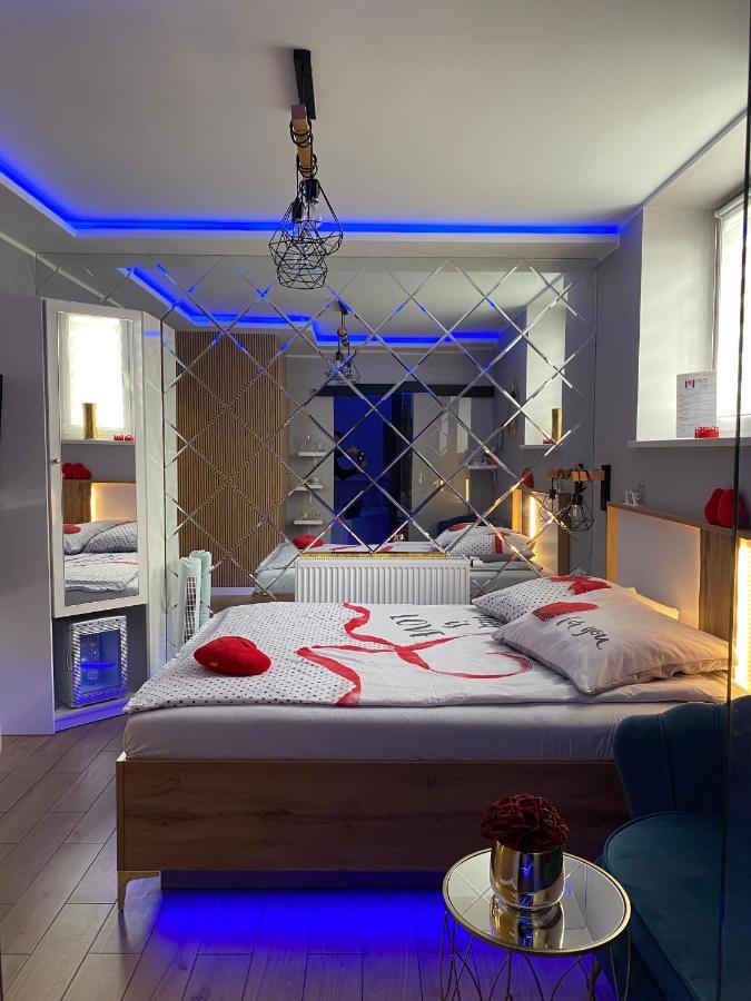 Apartament "Love" Centrum Z Duza Wanna Dla Dwojga Gniezno Eksteriør bilde