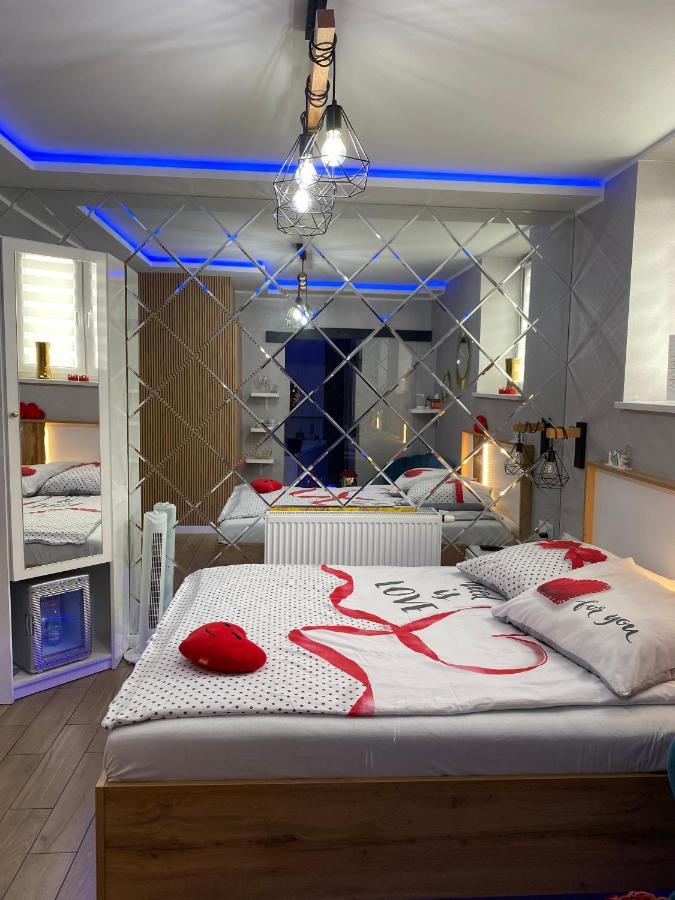Apartament "Love" Centrum Z Duza Wanna Dla Dwojga Gniezno Eksteriør bilde